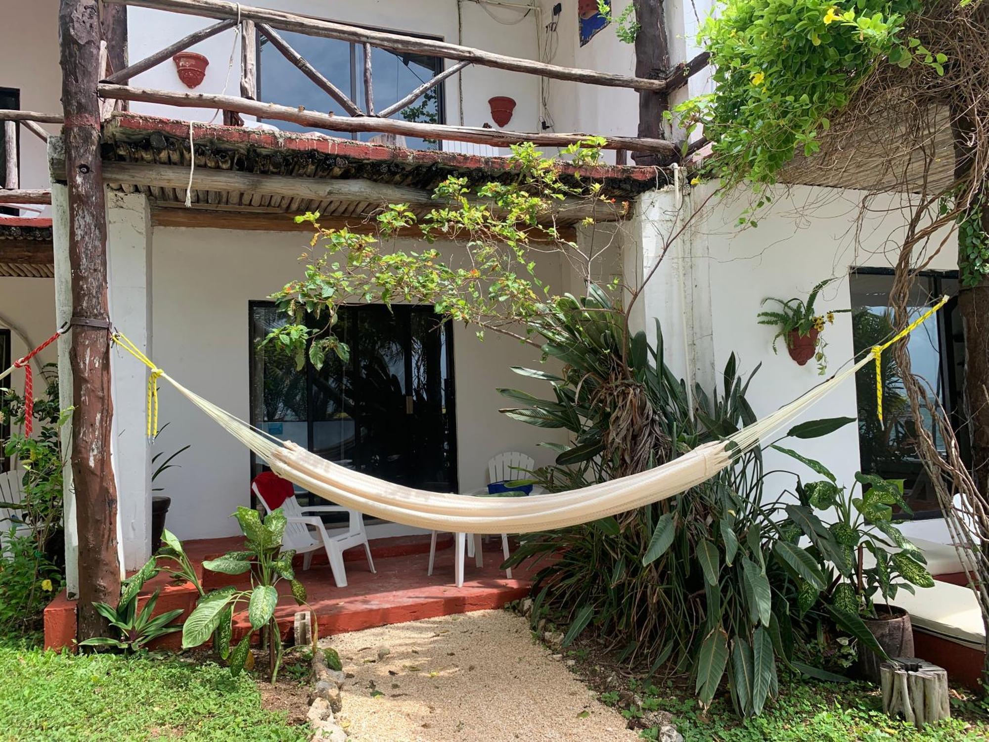 Casa Caribe 坎昆 外观 照片 Hammock in Tulum, Mexico